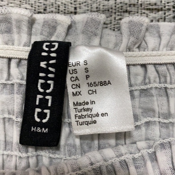 Crop top - Picture 3 of 4